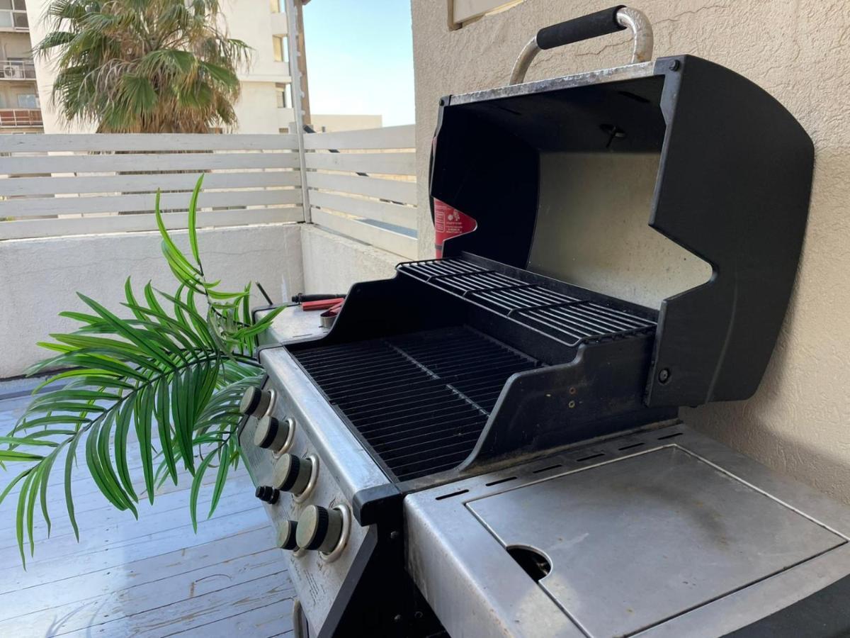 Apartmán דירת סטודיו יפיפיה על גג ומרפסת שמש ברחוב הירקון Tel Aviv Exteriér fotografie