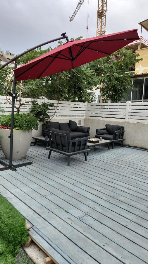Apartmán דירת סטודיו יפיפיה על גג ומרפסת שמש ברחוב הירקון Tel Aviv Exteriér fotografie